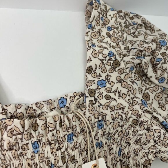 New!Olivaceous Top| 100% rayon| Small|ribbed| soft| cropped| stretchy|floral - Picture 9 of 16